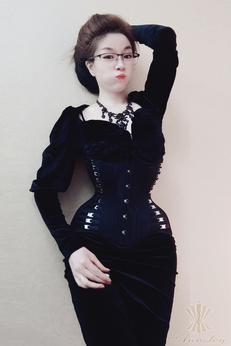 Annzley-مثير مجسمة اليد تسمير  - مراجعة Boning Corset Steel وسعره