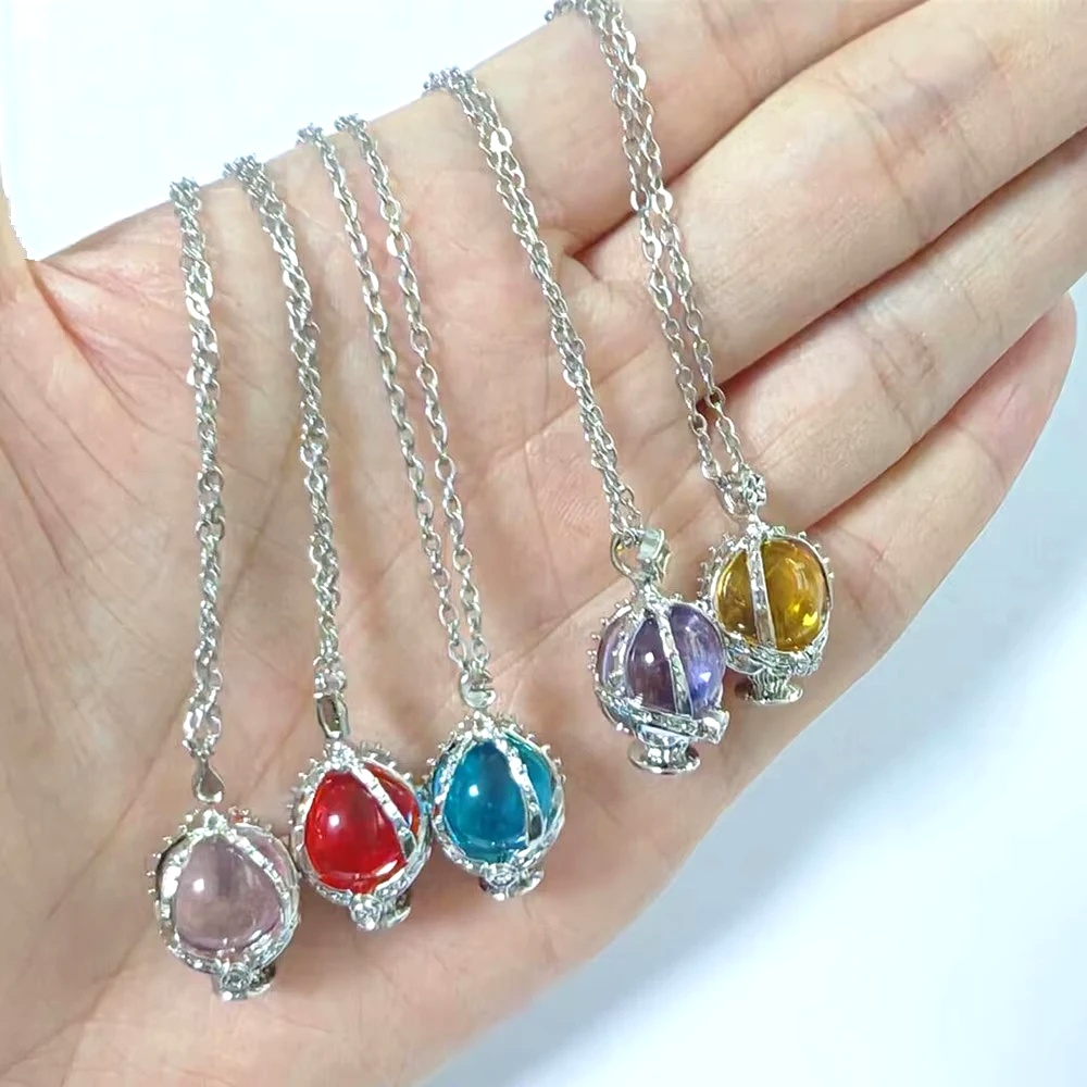 قلادة تنكرية لشخصية كانامي ماد - مراجعة Magnetic Clasp Cosplay وسعره